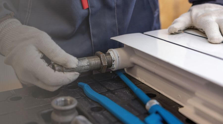 Emergency Leak Detection in English, IN